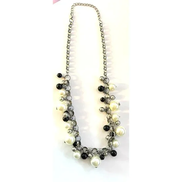 Womens Necklace Jewelry 10.25" Choker Faux Pearl Beads White Black Grey Costume - Picture 13 of 16